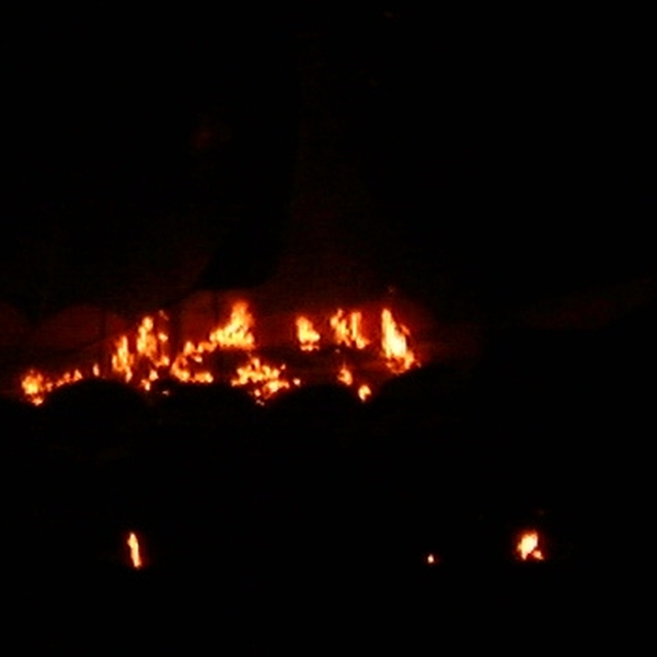 Amlwch 2004 (Gorm) burning boat 1.jpg